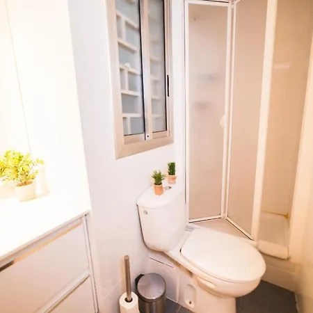 Rustic Poble Sec Apartment Barcelona